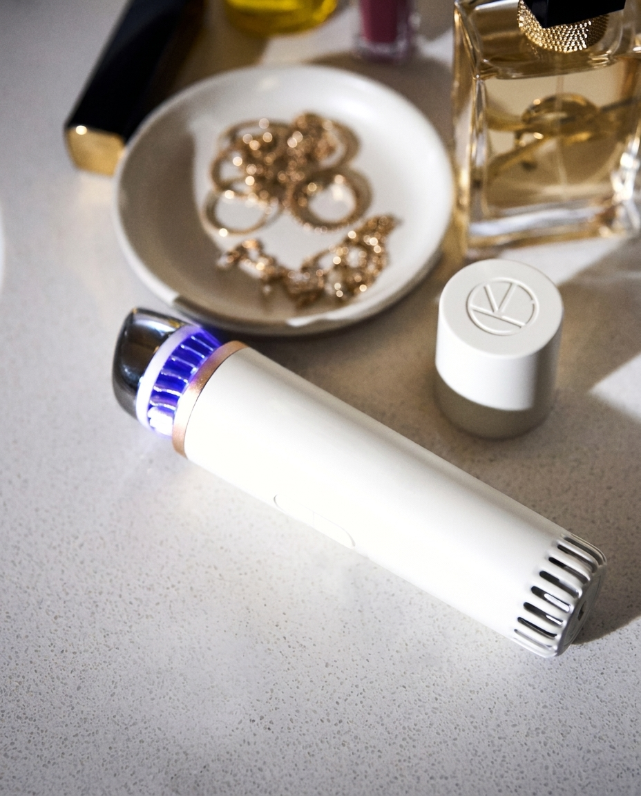 Hot & Cold Depuffing Wand for Eyes
